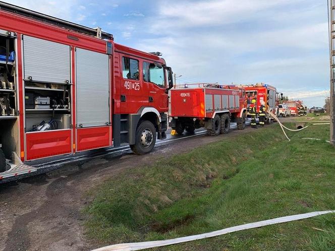 Pożar zakładu stolarskiego w Parszowie 30-03