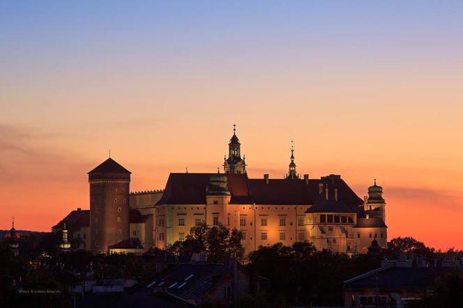 Zachód słońca nad Krakowem [ZDJĘCIE DNIA]