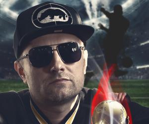 Niewidomy raper z Kalisza nagrał mundialową piosenkę