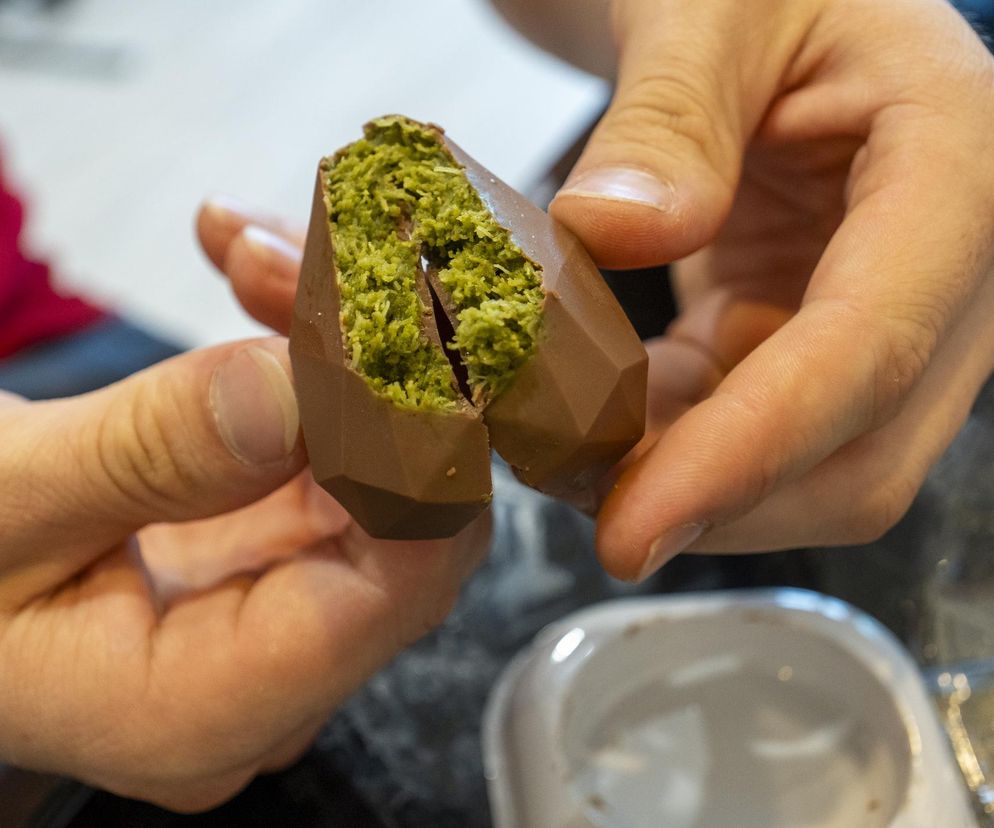 Wszyscy mówią o dubajskiej czekoladzie. Dietetyczka: Przede wszystkim tłuszcze i cukry