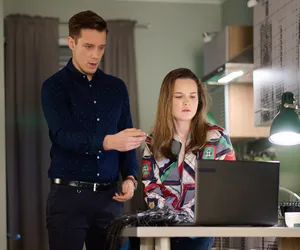 Na Wspólnej, odcinek 3654: Zemsta zazdrosnej Kasi na Darku! Poleci do byłej żony Anety i szybko tego pożałuje - ZDJĘCIA