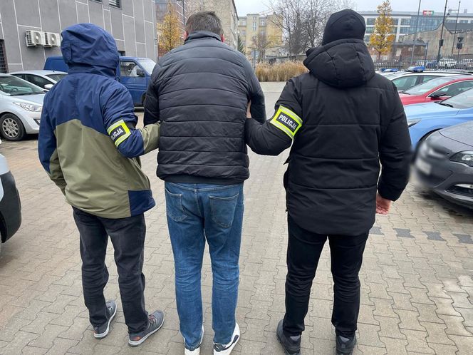 Oszukali metodą na policjanta ponad 40 osób. Straty szły w miliony