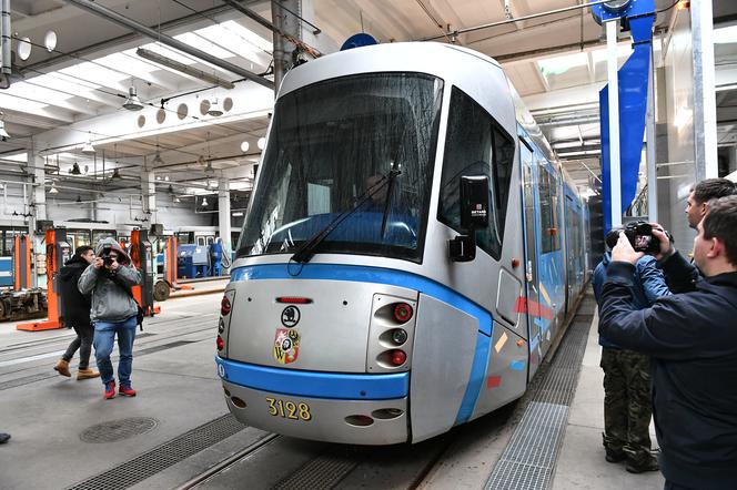 Pierwsza we Wrocławiu automatyczna myjnia tramwajowa