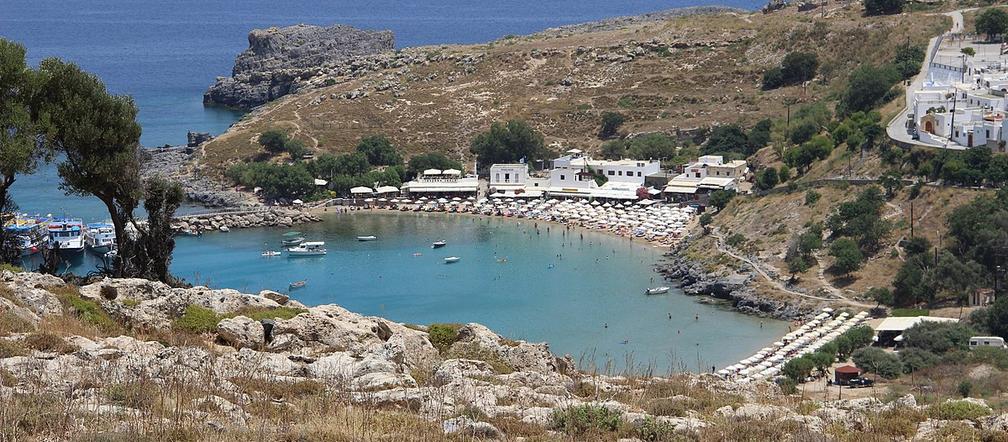 Darmowy tydzień wakacji na Rodos dla turystów, którzy musieli uciekać przed pożarami. Grecja ogłasza plan
