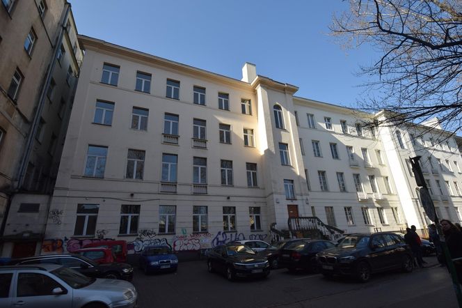 Historyczny zespół budynków przy Al. Jerozolimskich 28, 30, 32 oraz ul. Brackiej 16 w Warszawie