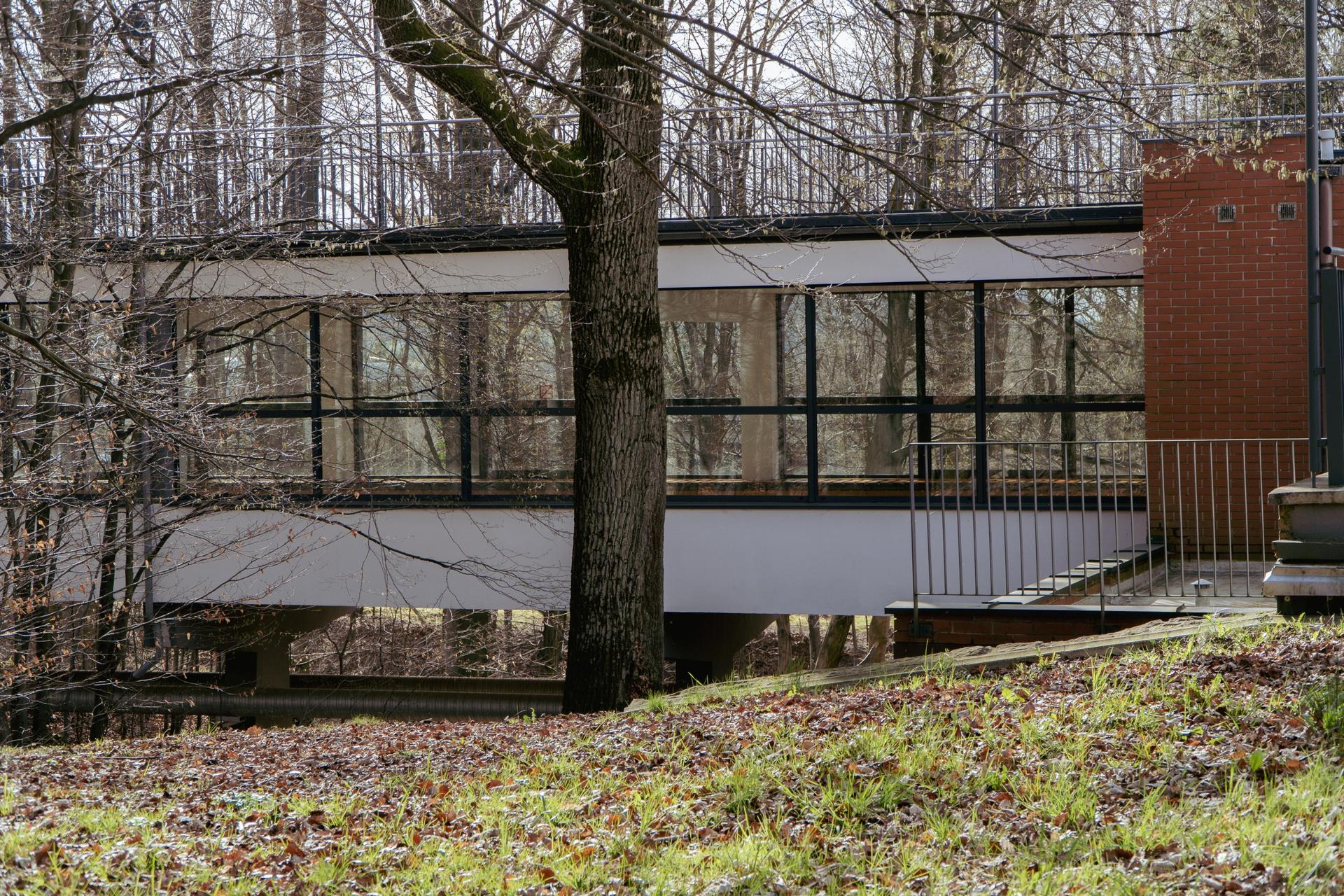 Sanatorium Równica w Ustroniu - zdjęcia. Modernistyczna bryła niczym okręt