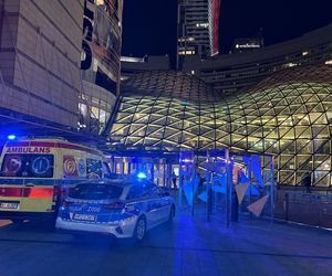 Warszawa. Kobieta skoczyła z piętra w Złotych Tarasach