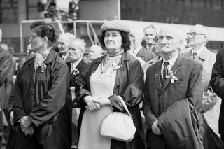 Pochód 1 majowy - 1973 - emeryci