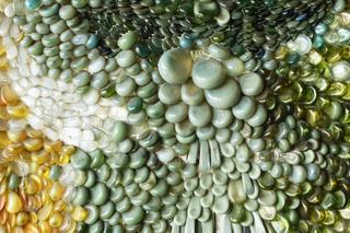 Zniszczona mozaika w Hotelu Forum - zdjęcia. Tak wyglądała w 2019 roku