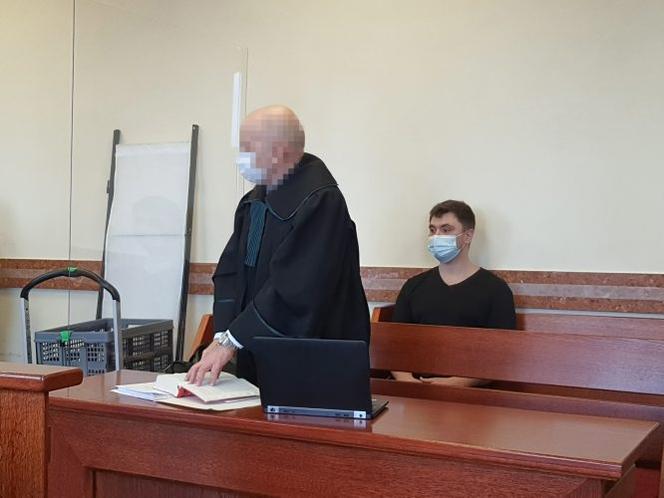 Zenek Martyniuk dowiózł syna do sądu