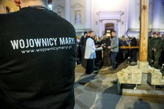 Wojownicy Maryi rosną w siłę! Dołączyło do nich ponad 300 mężczyzn. Mają nawet swoje miecze