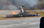 Samolot rozbił się na autostradzie