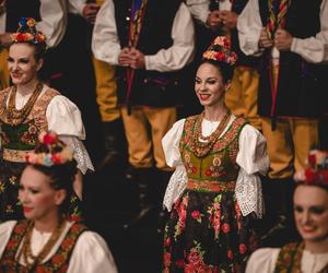 Zespół Pieśni i Tańca „Śląsk wystąpił w Teatrze Śląskim im. S. Wyspiańskiego w Katowicach