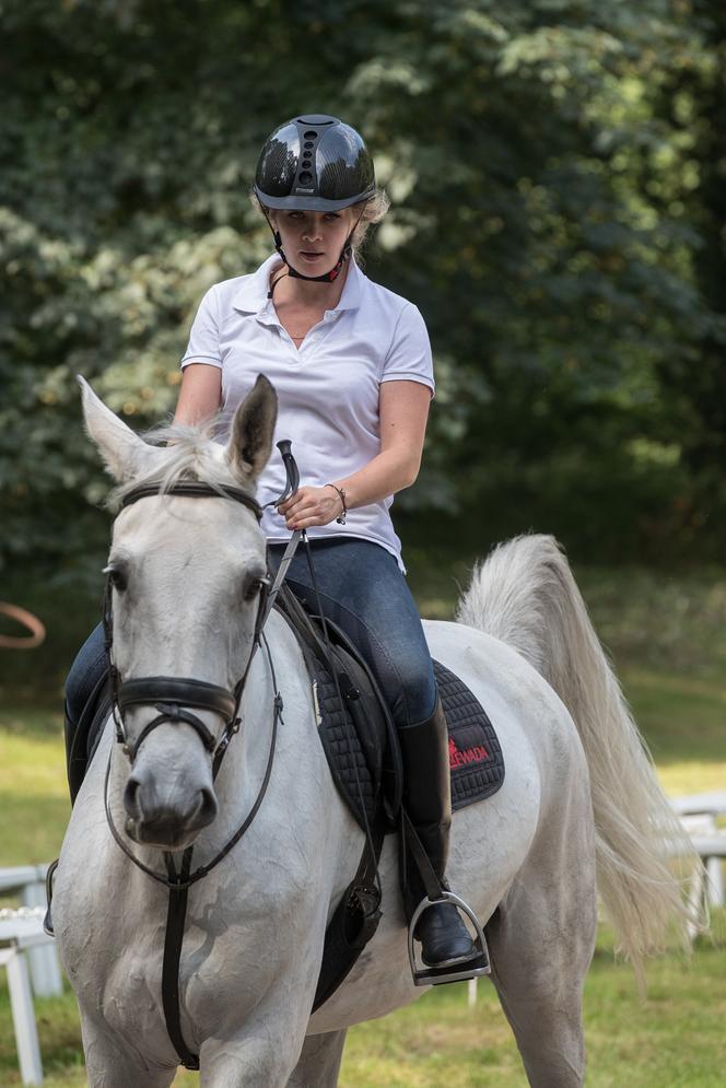 Anna Powierza zachwyciła fanów jako Czesia z "Klanu". Ma teraz dużo problemów