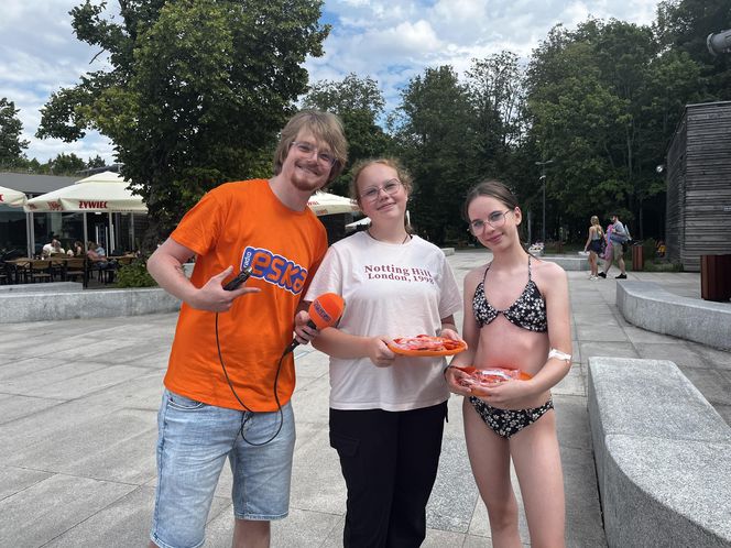 Wakacyjny patrol Eska Summer City na olsztyńskiej Plaży Miejskiej