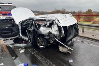 Śmiertelny wypadek na A4. Jedna osoba nie żyje, druga walczy o życie w szpitalu