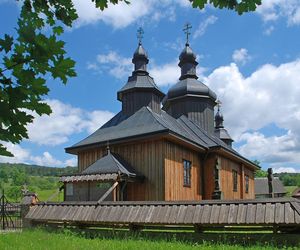 To słynna wieś w Małopolsce. Według legendy zbudowali ją kamieniarze