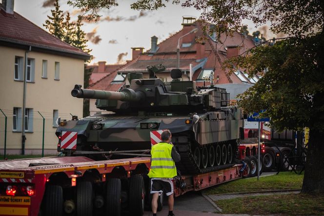 Pierwsza umowa na czołgi K2 prawie zrealizowana. Kolejne maszyny w 15. Giżyckiej Brygadzie Zmechanizowanej