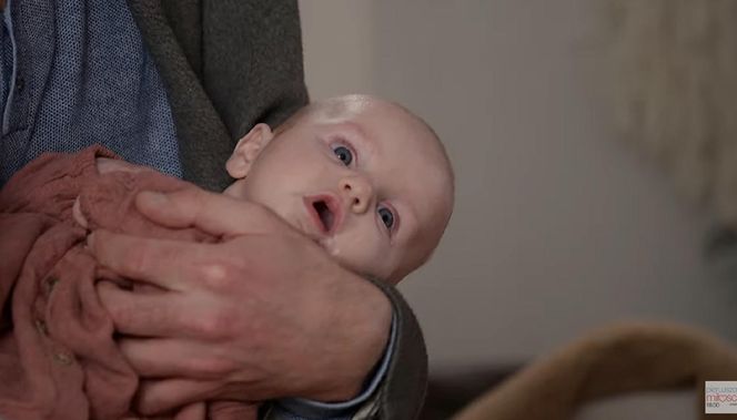 Pierwsza miłość odc. 4031. Janek (Maciej Mikołajczyk), córka Lilki - Pola