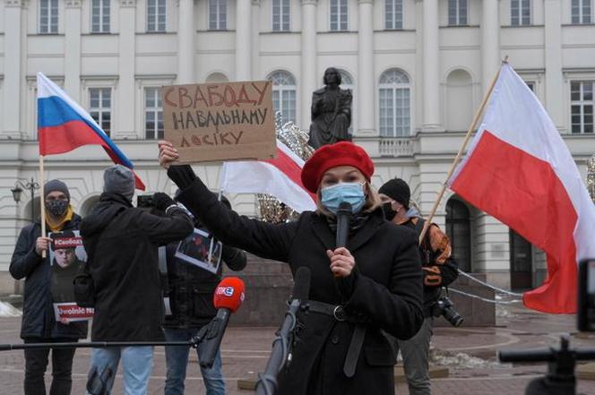 Warszawa. Akcja solidarnościowa z Nawalnym
