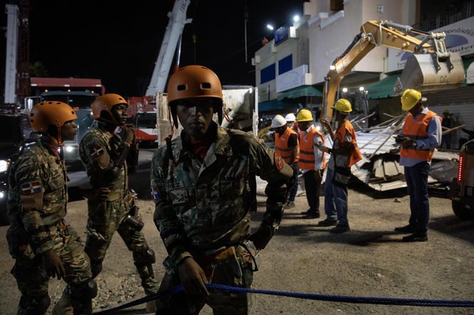 Makabra! Zawalił się dach dyskoteki. Co najmniej 184 osoby nie żyją!