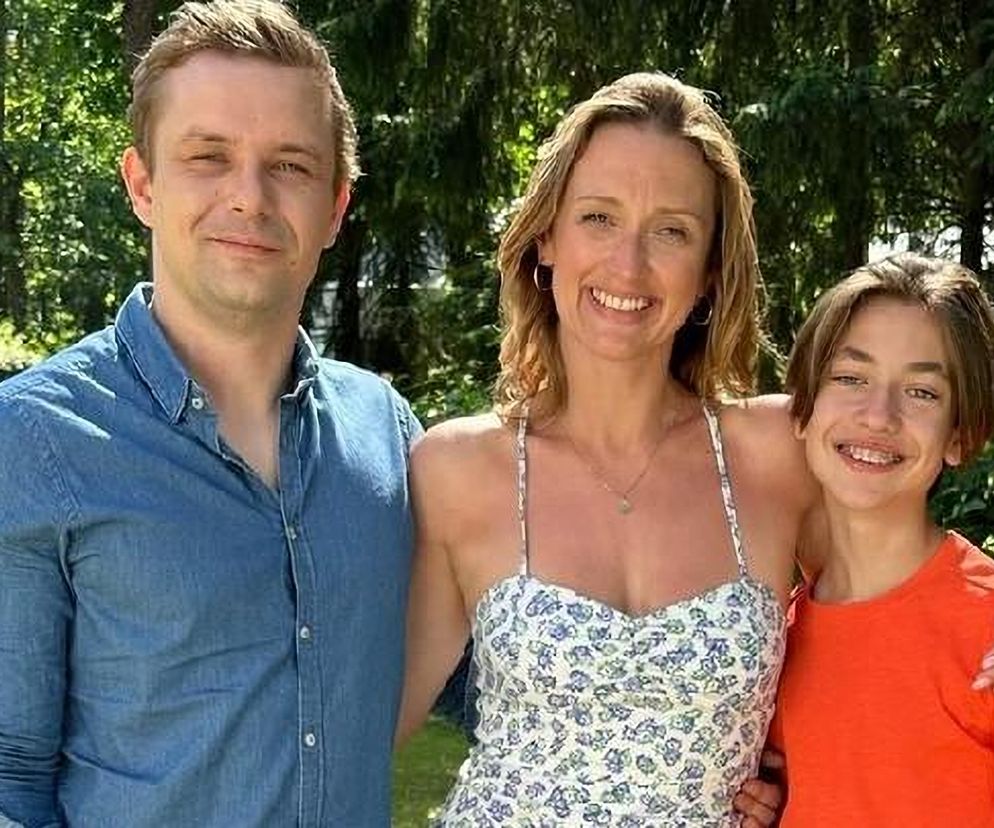 Barwy szczęścia nowy sezon po wakacjach. Hubert (Marek Molak), Asia (Anna Gzyra), Emil (Artem Maleszczuk)