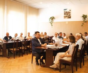 Powiat makowski ma... nowego króla. Radni intronizowali Jezusa. Zawierzamy mu nasze codzienne sprawy