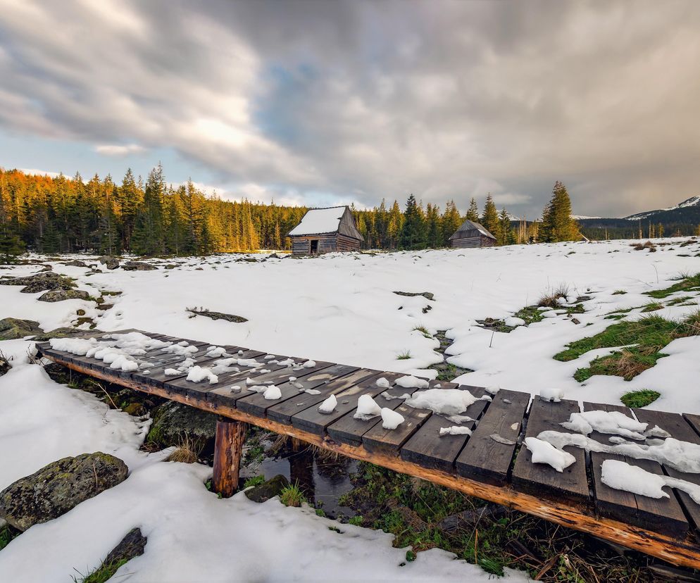 To najlepszy szlak na zimę w Tatrach według AI. Nie jest trudny, a widoki na Giewont zachwycą [GALERIA]