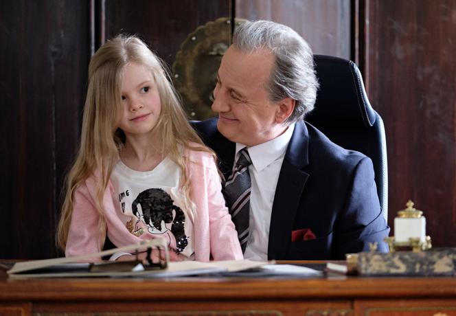 Na Wspólnej odc. 3286. Andrzej Zakościelny (Dariusz Niebudek), Marysia (Zuzanna Wieleba)