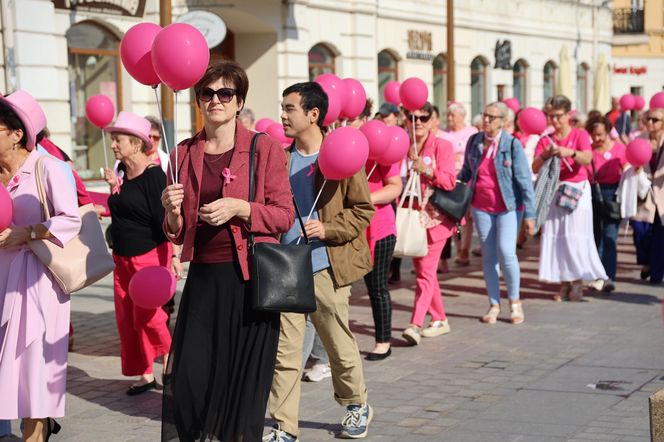 W centrum Lublina królował róż! Przez miasto przeszedł Marsz Różowej Wstążki