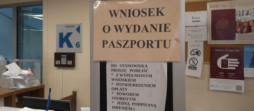 Rekordowa Liczba Wnioskow O Paszport Urzad Wojewodzki Wydluza Godziny Pracy Wroclaw Super Express