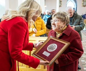 106 lat pani Genowefy! Niezwykła jubilatka świętowała urodziny