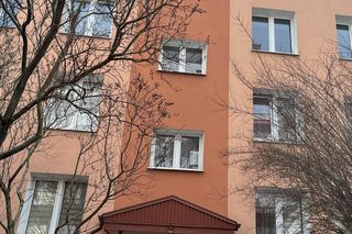 Poparzona 2-latka trafiła na SOR. Ojciec dziecka oraz jego partnerka usłyszeli ciężkie zarzuty