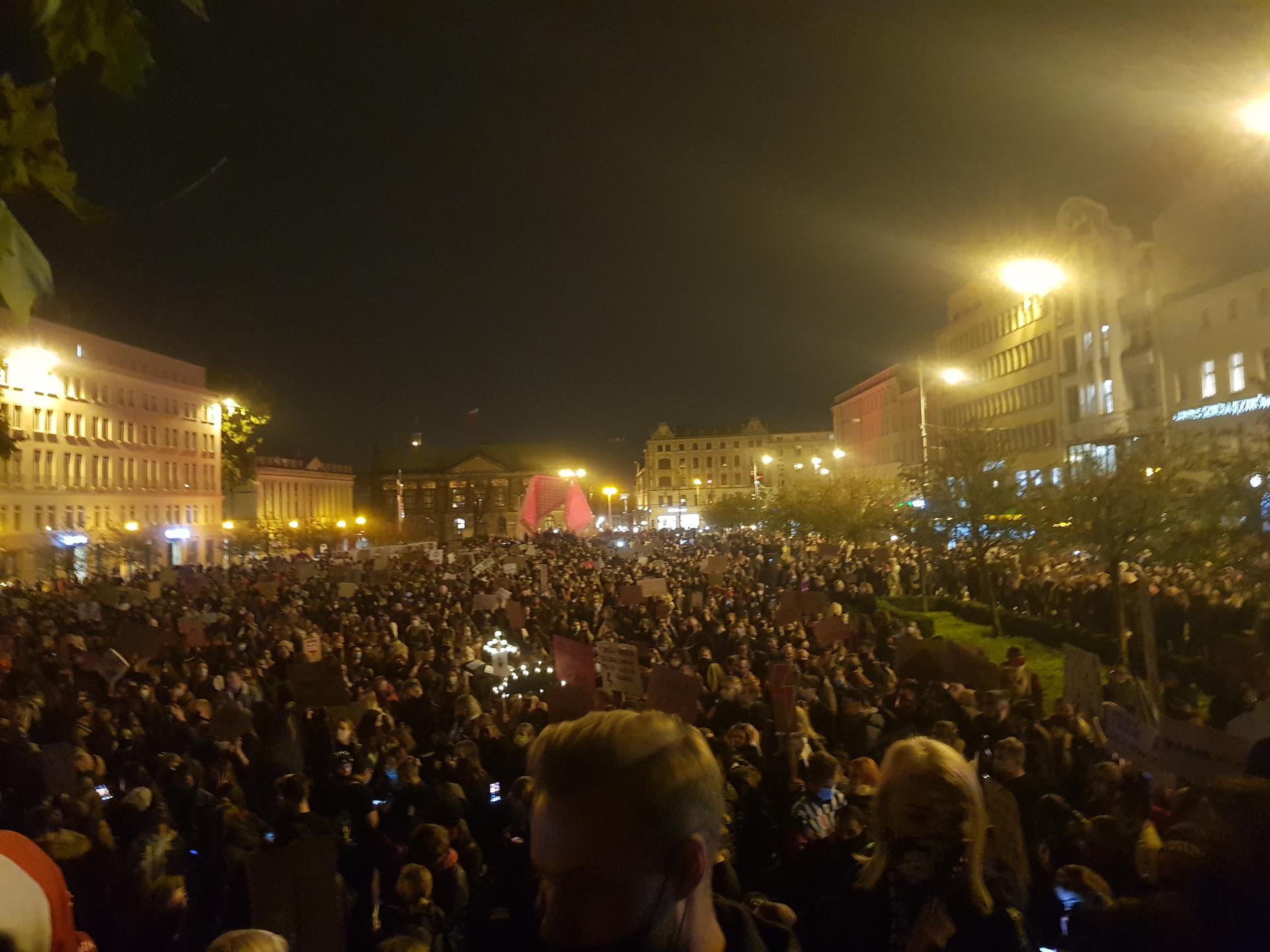 Strajk Kobiet w Poznaniu. Zapowiadane kolejne protesty. "Wk*** trwa