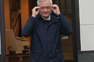 Robert Biedroń kupił okulary