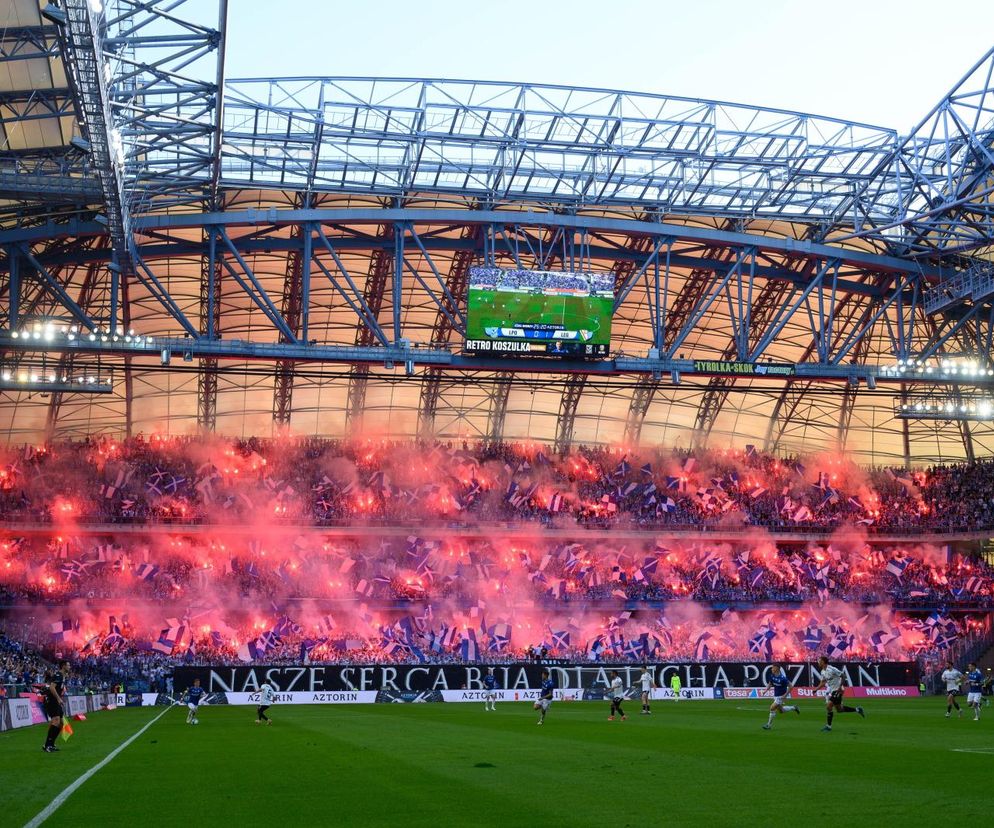 Lech Poznań - Legia Warszawa. Zdjęcia kibiców