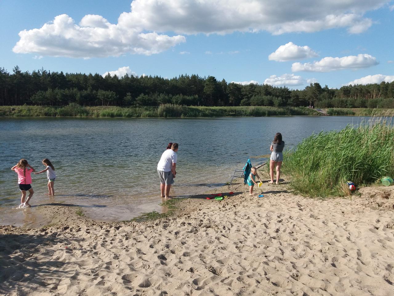 Kostrzyn: Nie ma kąpieliska w plenerze, więc szukamy dzikich plaż 