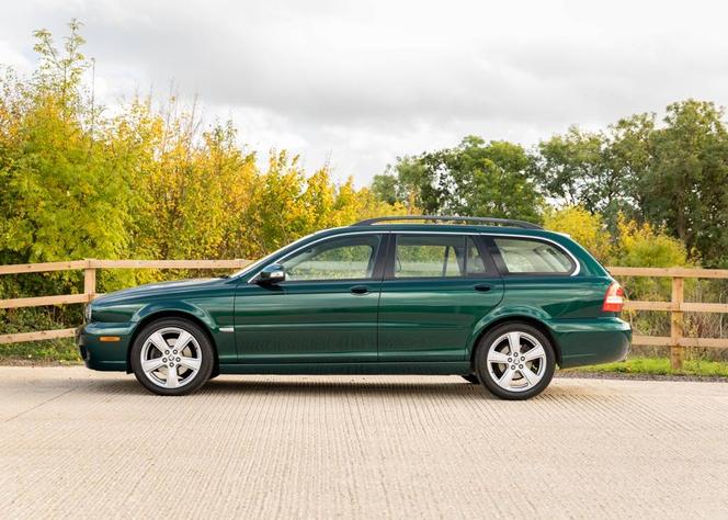 Auto Królowej Elżbiety II - Jaguar X-Type