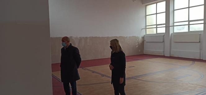Remont sali gimnastycznej w Zespole Szkół Nr 7 w Białym Borze na finiszu