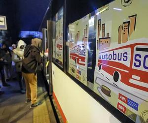 Od początku listopada rozwozi jedzenie. Ile osób korzysta z autobusu SOS w Gdańsku?