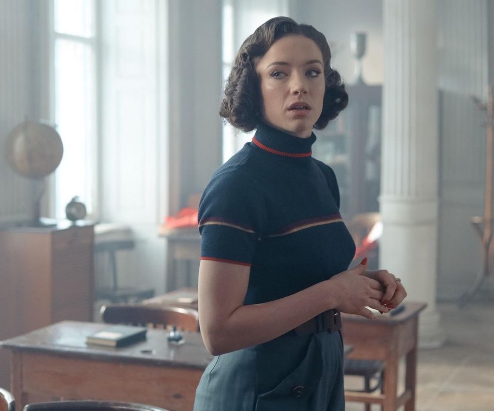 Zatoka szpiegów, odcinek 12 (sezon 2, odcinek 3). Eva Stromberg (Sonia Mietielica)