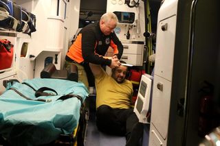 Pułkownik SOP zaatakował ratowników medycznych. Zorganizowali im szkolenie samoobrony. „W odpowiedzi na brutalny atak”