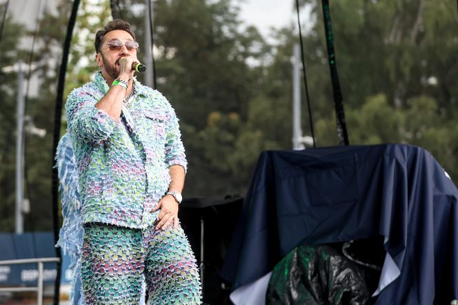 Śląska Scena Letnia na promenadzie przy Stadionie Śląskim w Chorzowie