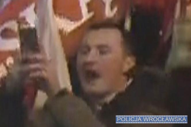 Tych osób szuka policja po Marszu Niepodległosci we Wrocławiu
