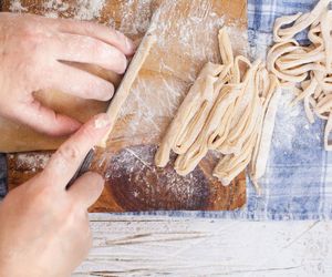 Makarony bezglutenowe. 4 sprawdzone i łatwe przepisy na kluski bez glutenu