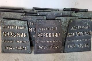 Złodziej działał na cmentarzu żołnierzy radzieckich w Wolsztynie. Policja dopadła go po kilku tygodniach