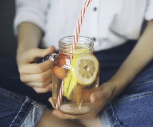 Dieta przed sylwestrem. Możesz szybko schudnąć do sylwestra!