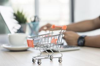 Jak sprzedawać online bez stresu i mieć finanse pod kontrolą? Z tymi radami będzie to prostsze!