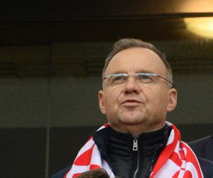 Andrzej Duda na żywo ogląda rollecoaster w meczu Polaków! Prezydent pojawił się na trybunach PGE Narodowego