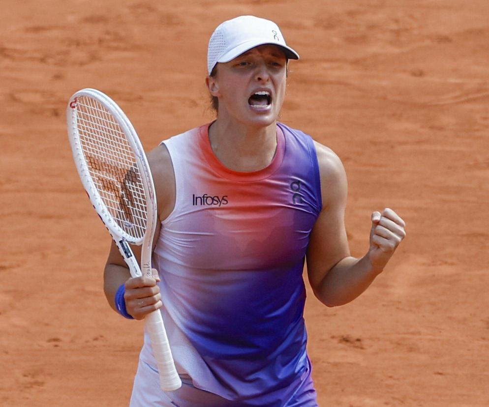 Iga Świątek - Jasmine Paolini: KIEDY, O KTÓREJ i GDZIE OGLĄDAĆ finał French Open 2024?